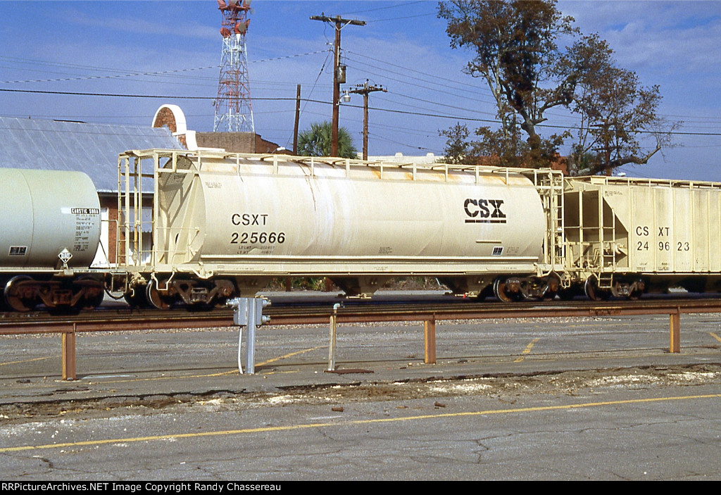 CSXT 225666